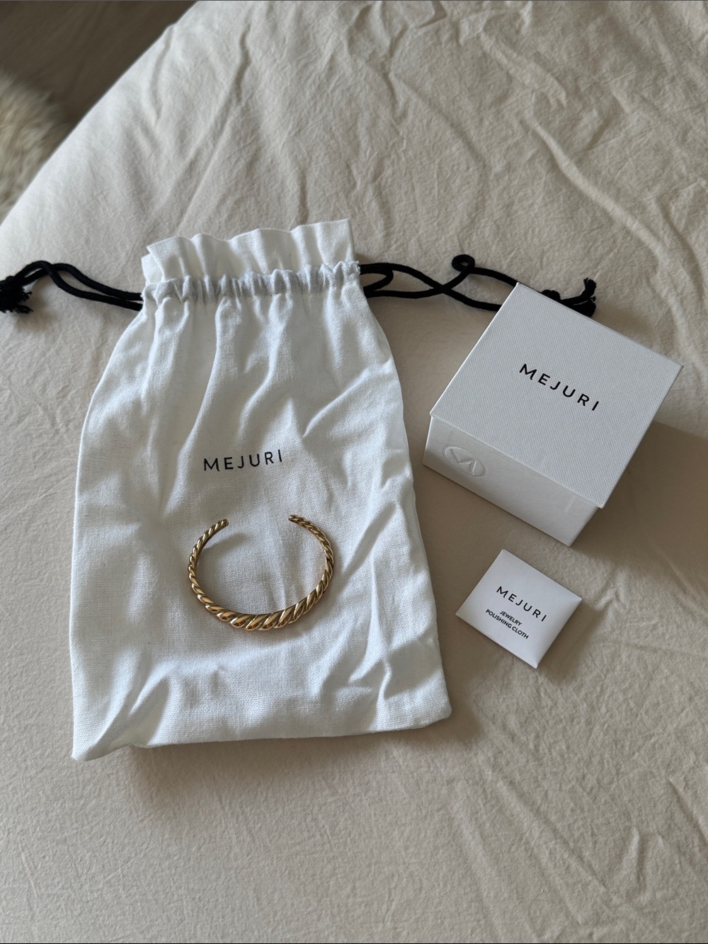 Mejuri Dôme Croissant Gold Vermeil Cuff Bracelet